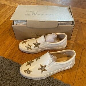 NWT Vintage Havana "Lorren" White Gold Star Slip On Sneakers Size 6